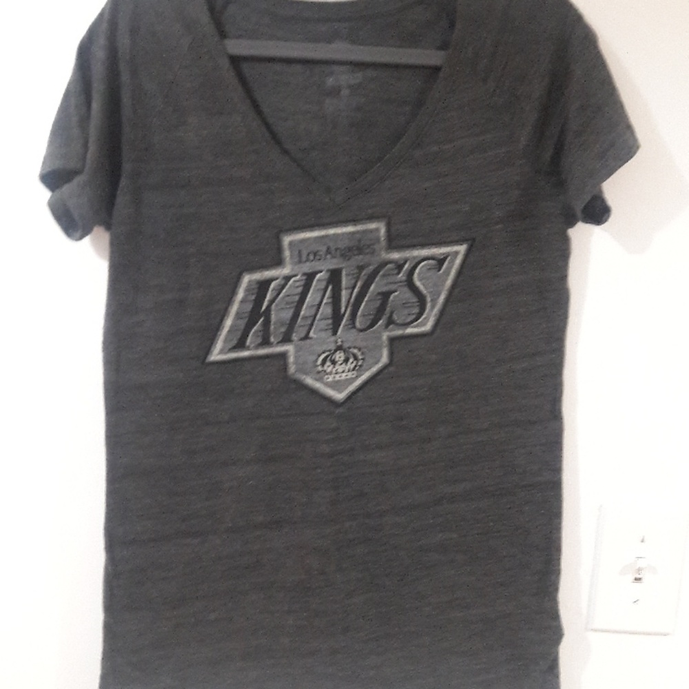 Women v-neck t-shirt